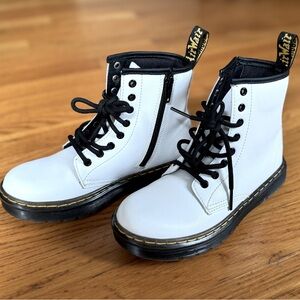 White Dr.Marten kids EUC